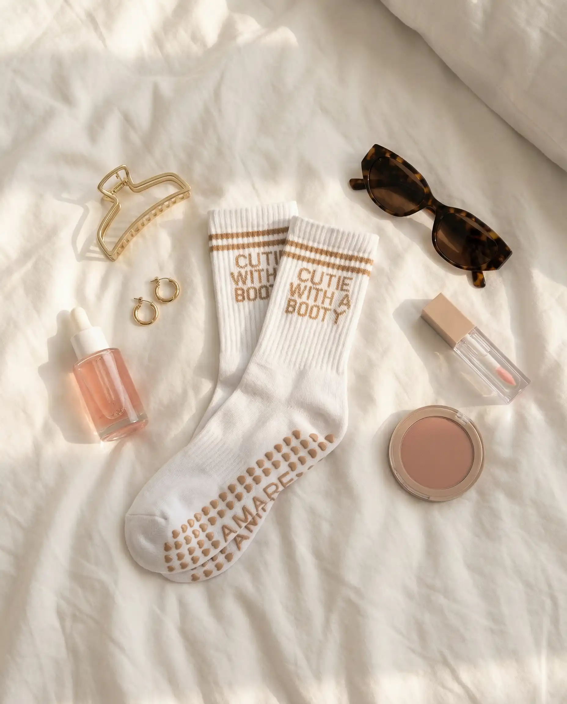 AMARÉ Grip Socks - Cutie With A Booty — view 3